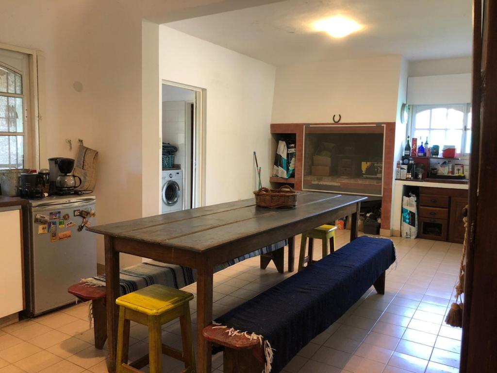¡ RESERVADA ! CASA EN BARRIO PARQUE EXALTACIÓN