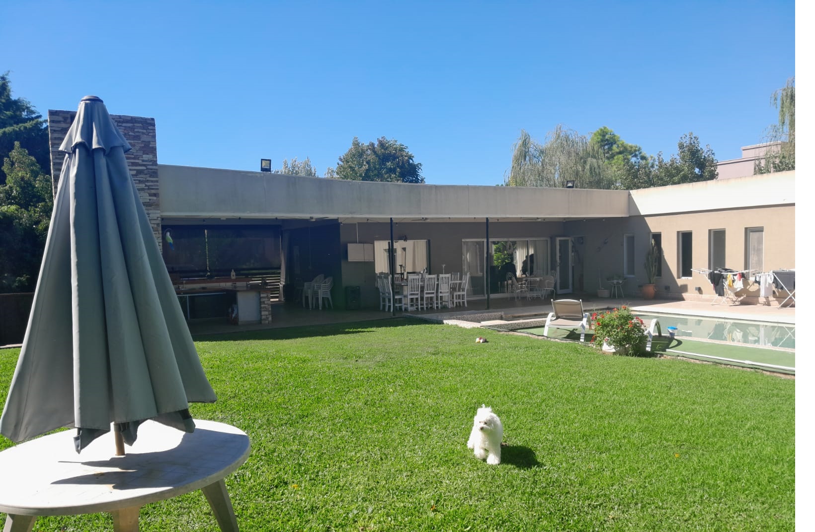 CASA EN BARRIO PRIVADO LA CODORNIZ
