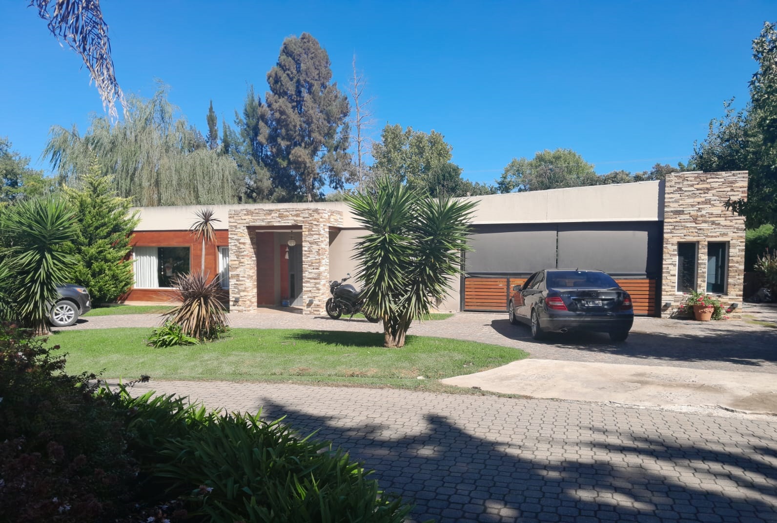 CASA EN BARRIO PRIVADO LA CODORNIZ
