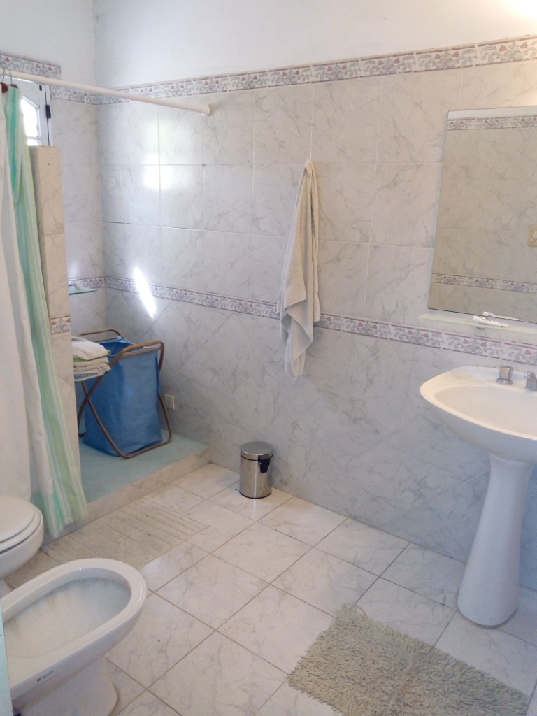 ¡ RESERVADA ! CASA EN BARRIO PARQUE EXALTACIÓN