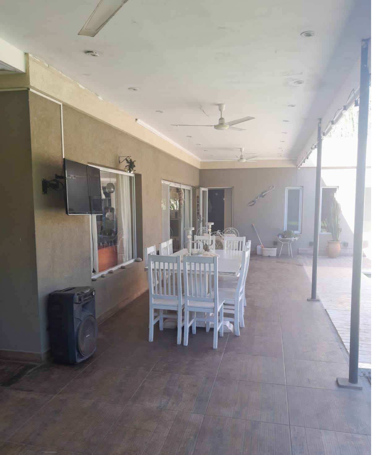 CASA EN BARRIO PRIVADO LA CODORNIZ